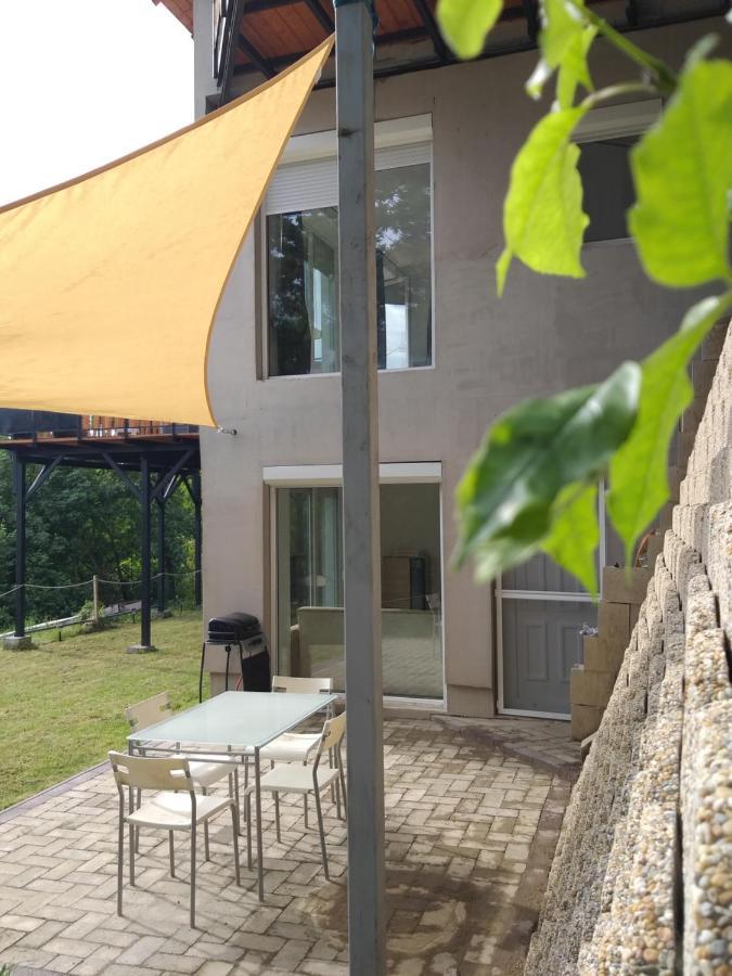 Toelgyerdo Apartman Kismaros Extérieur photo